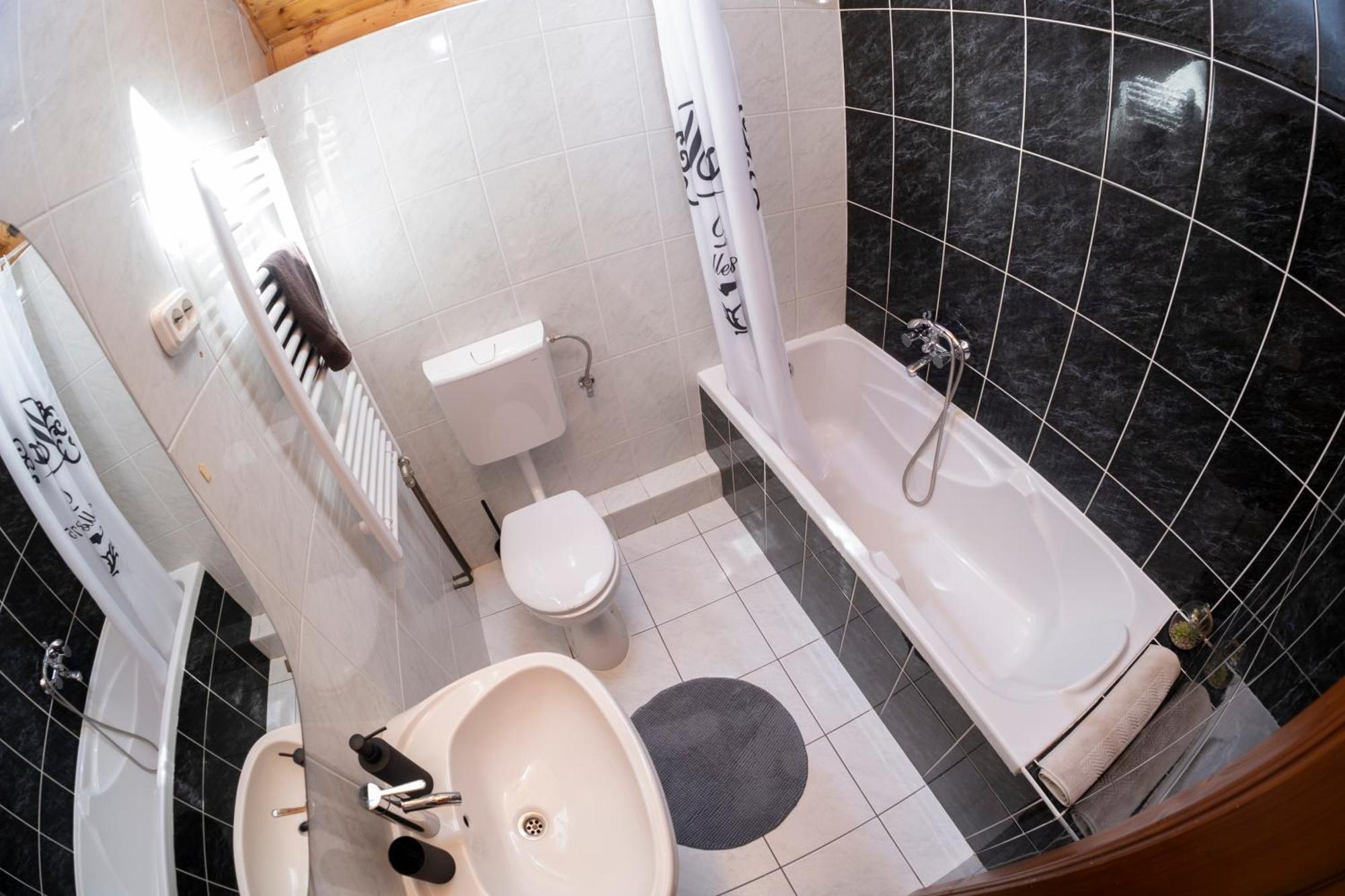 Vicze Apartmanhaz Шиофок Номер фото