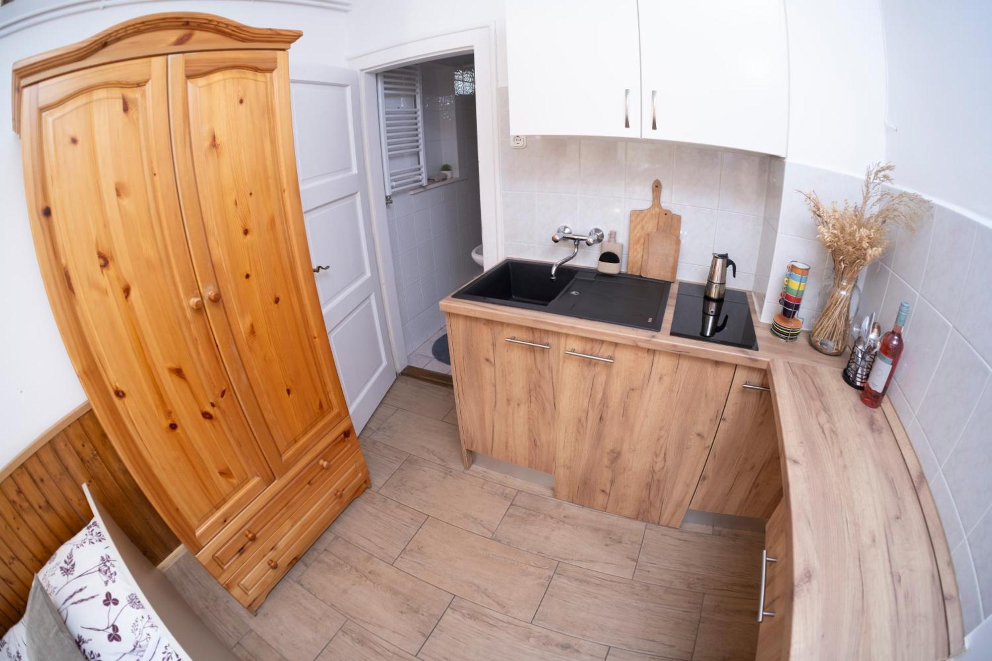 Vicze Apartmanhaz Шиофок Номер фото