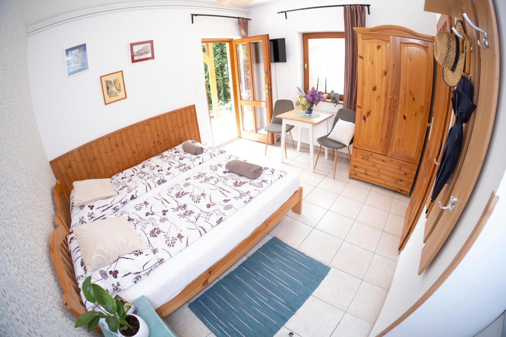 Vicze Apartmanhaz Шиофок Экстерьер фото