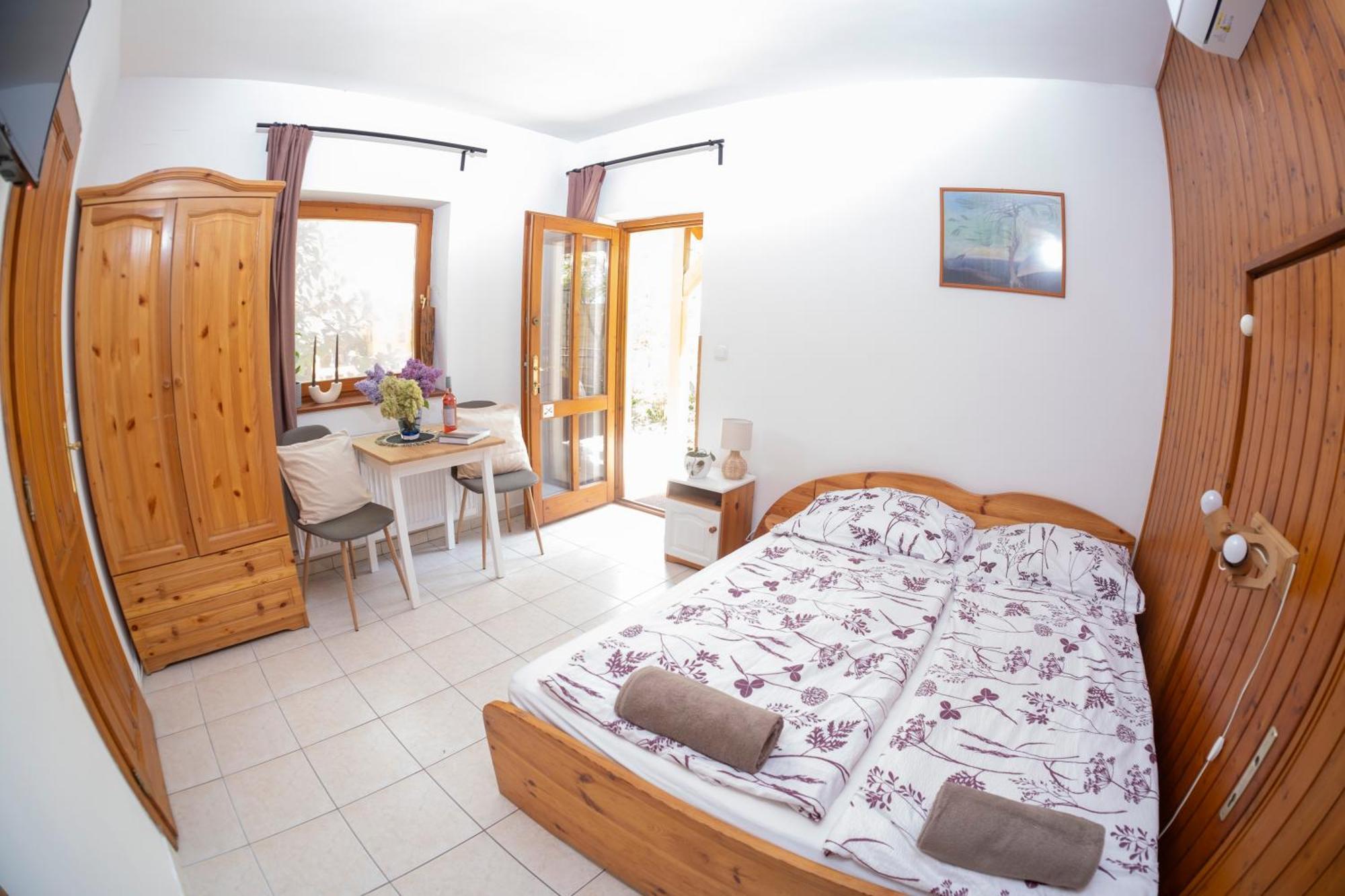 Vicze Apartmanhaz Шиофок Экстерьер фото
